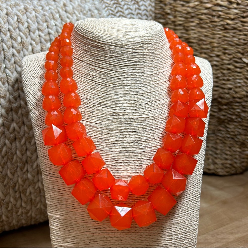CLASSIC TWO STRAND STATEMENT NECKLACE